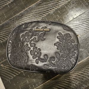 Black Michael Kors crossbody